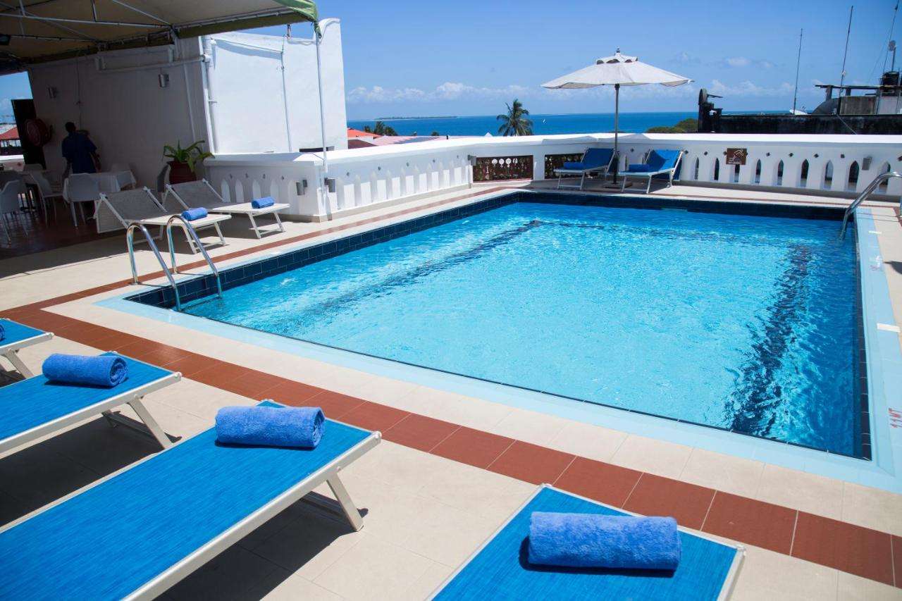 Maru Maru Hotel