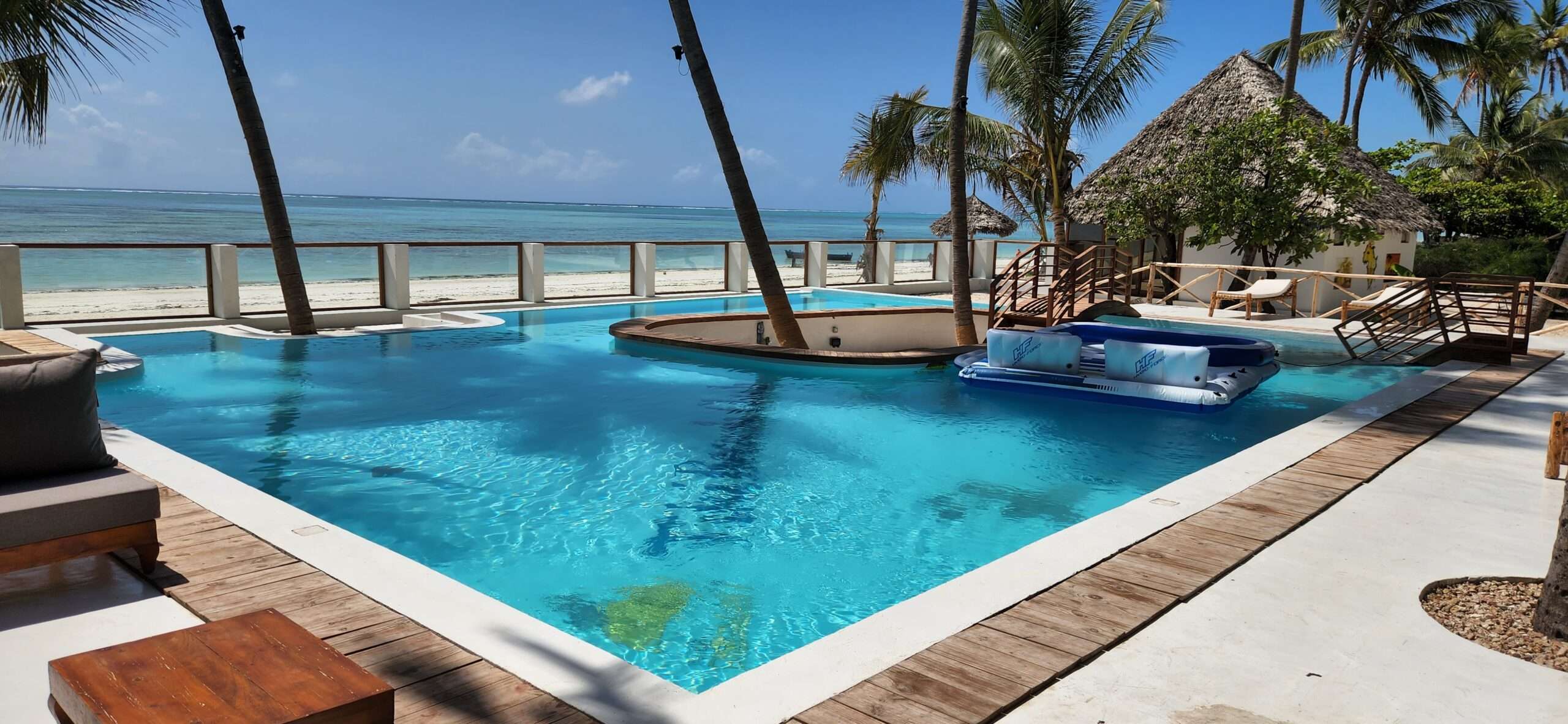 Tiki Beach Hotel