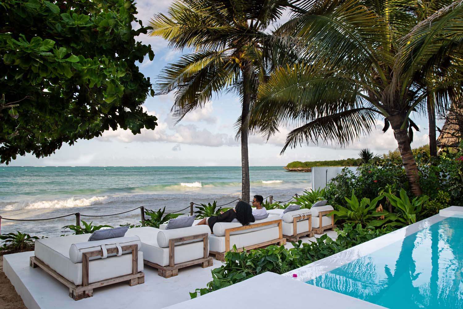 Upendo Beach Hotel